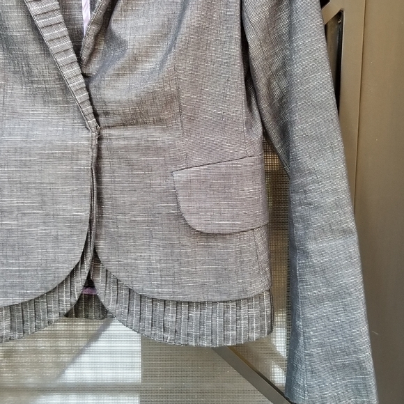 Philippe DUBUC Women's Designer Structured Statement Tiered Jacket - Picture 7 of 16